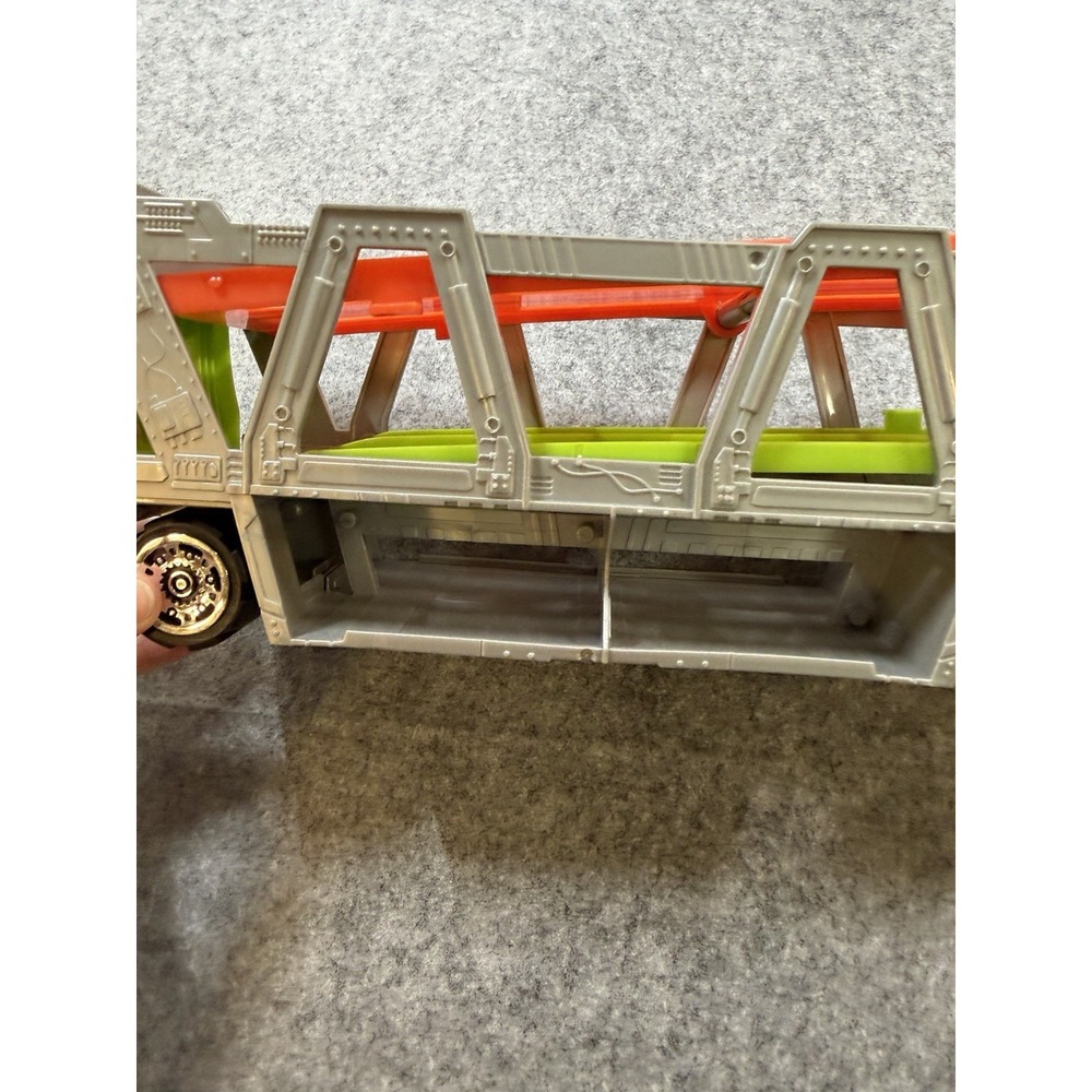 Matchbox Car Transporter Carrier Truck Multi Level Ramp Vehicle Storage Toy - Picture 4 of 10